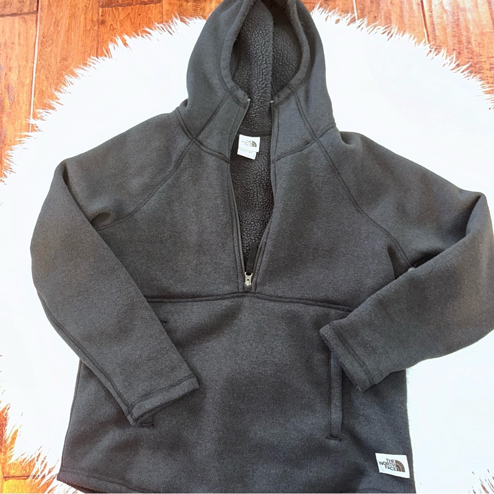 North face quarter zip Sherpa